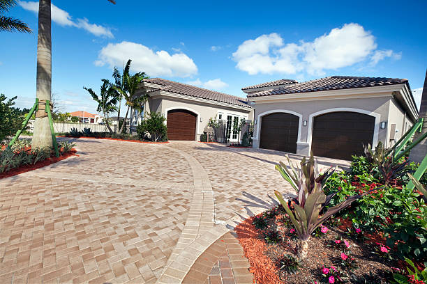 Best Residential Driveway Paver Services  in Hebron, IL